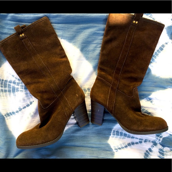 BROWN SUEDE TALL HEEL BOOTS 8.5 MEDIUM - Picture 1 of 10